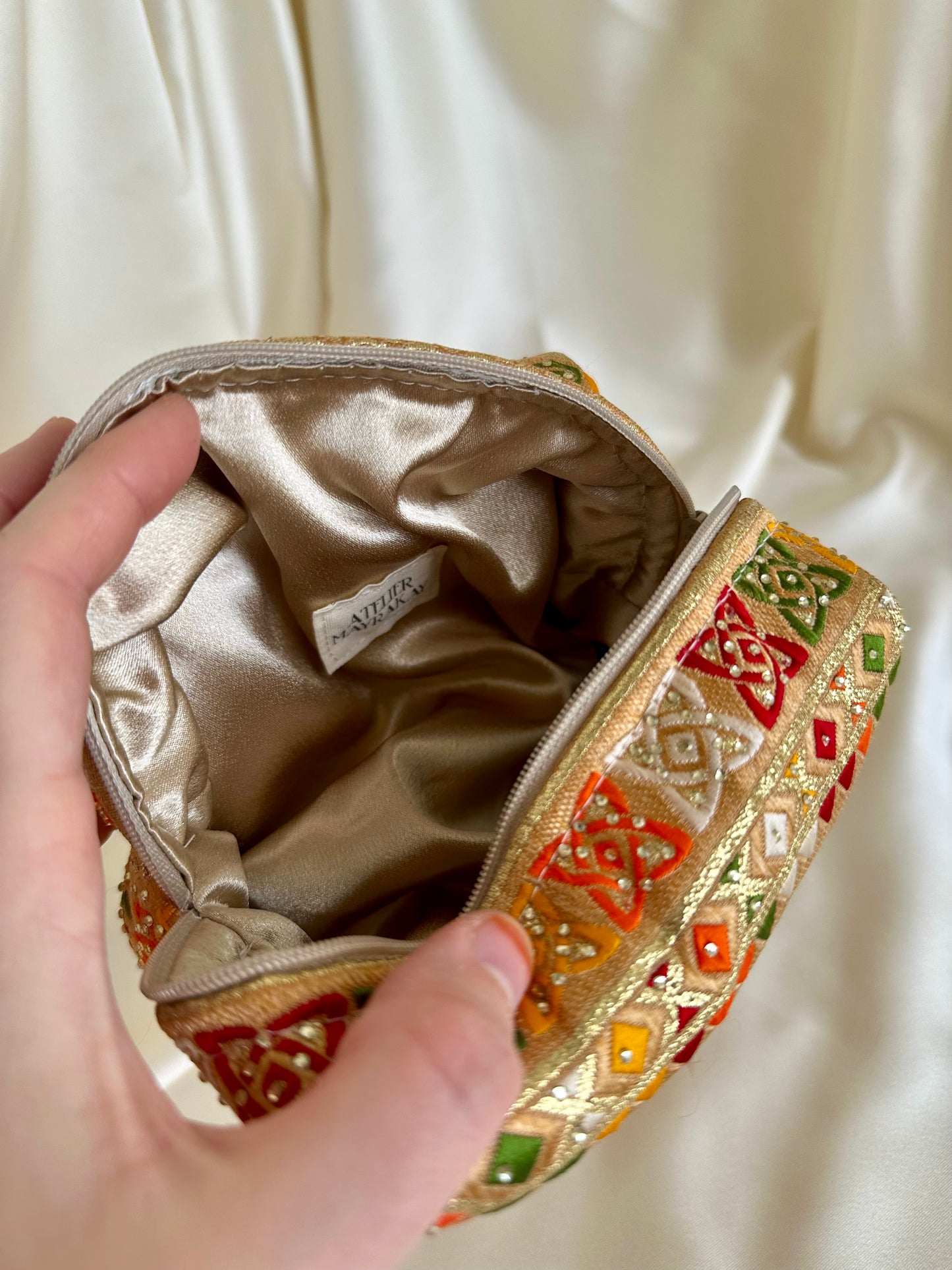 Broderies kabyles petite trousse