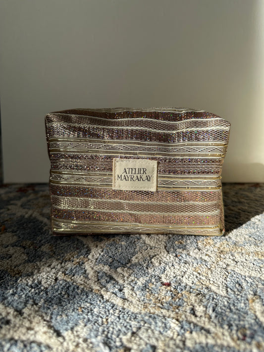 Petite précieuse en Mensouj ligne rose brillant horizontale