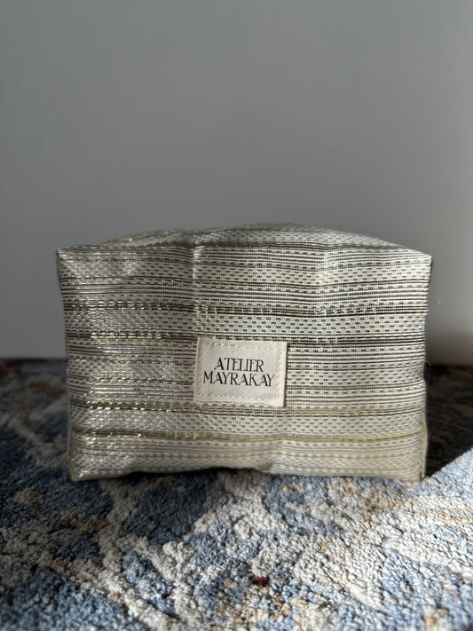 Petite précieuse en Mensouj ligne doré léger