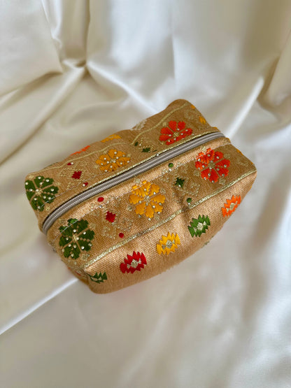 Broderies kabyles petite trousse