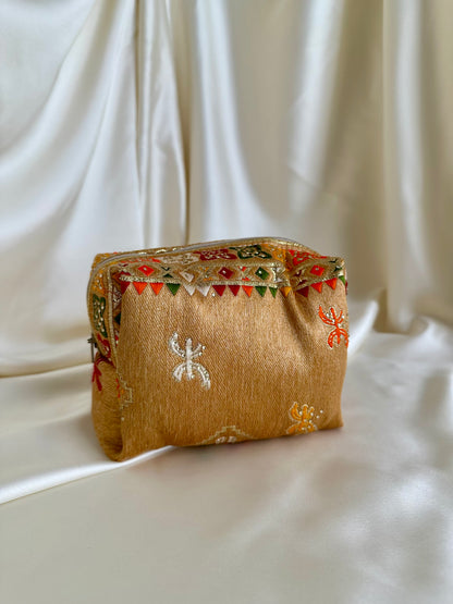 Broderies kabyles petite trousse