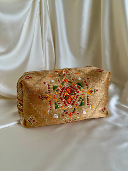 Broderies kabyles moyenne trousse