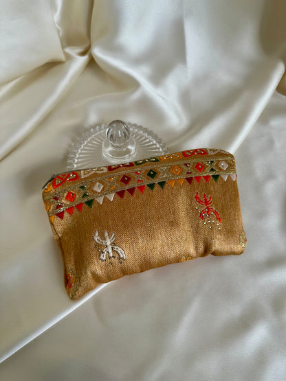 Broderies kabyles petite pochette