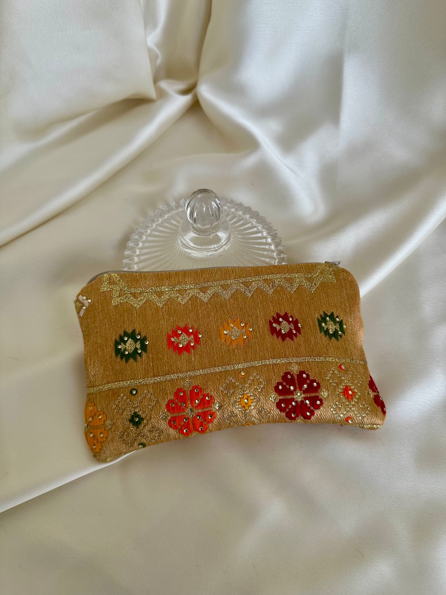 Broderies kabyles petite pochette